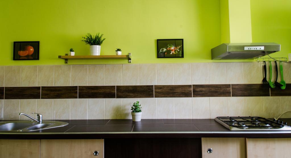 Green Corner Wellness Püspökladány Bagian luar foto